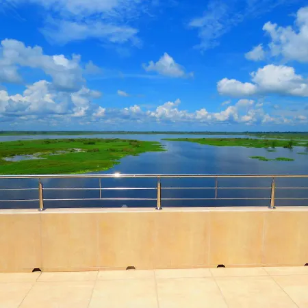 Boulevard 251 Riverside Apartments Iquitos Exterior photo