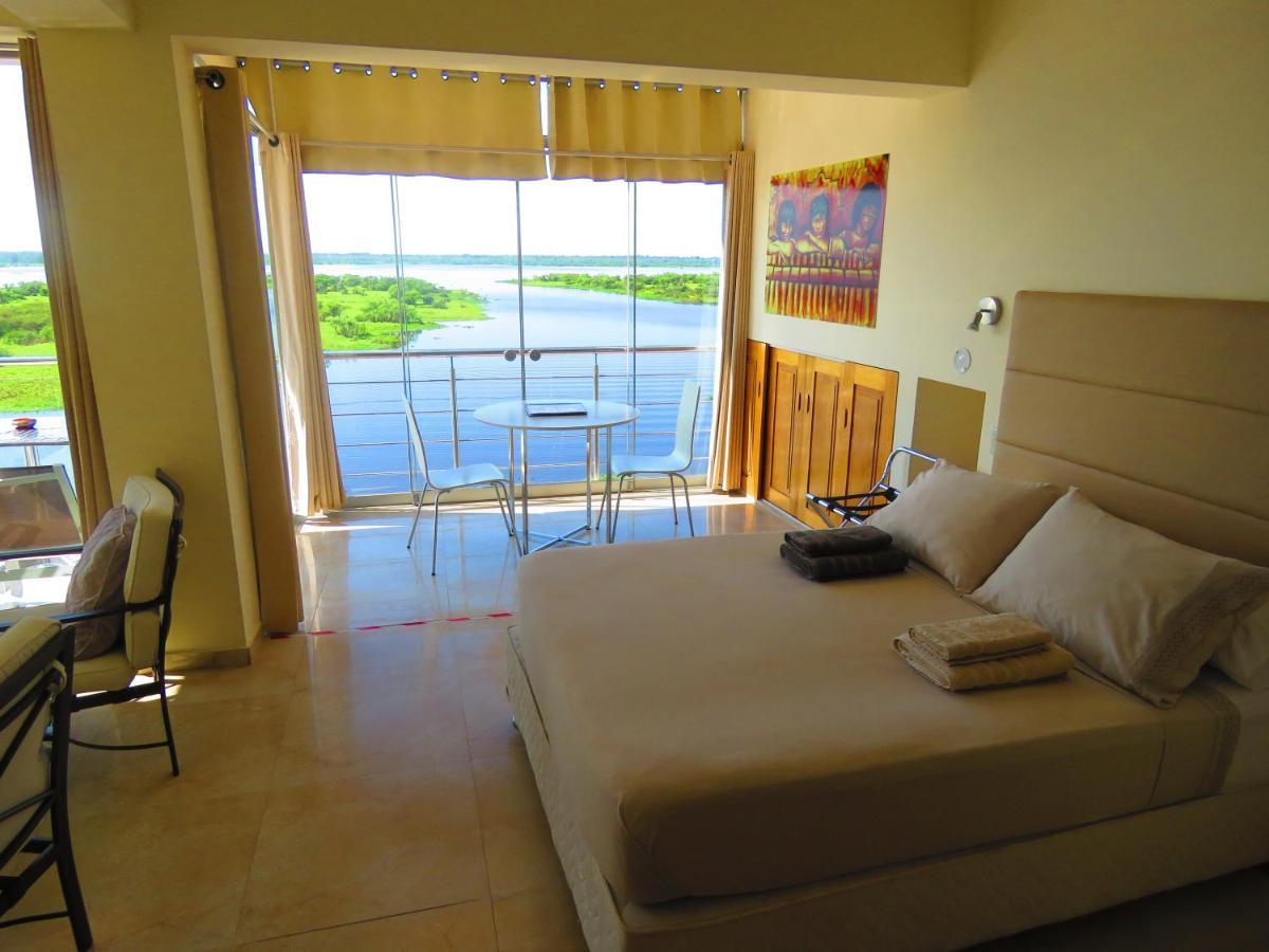 Boulevard 251 Riverside Apartment