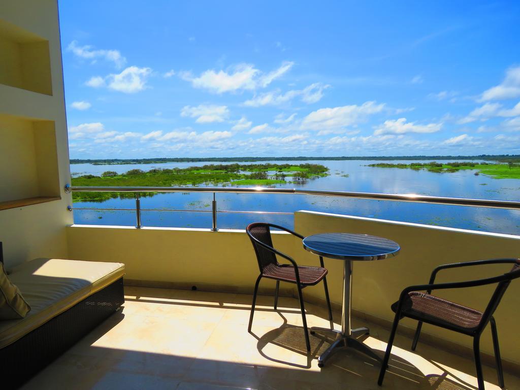 Boulevard 251 Riverside Apartment